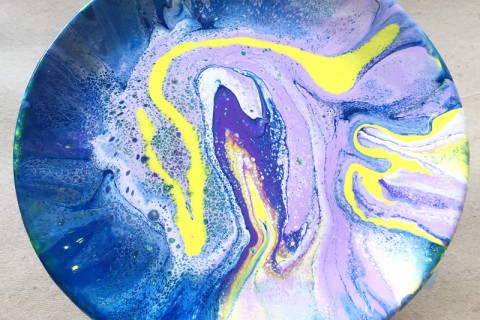 Acrylic Pour Dish Workshop @ Nassim Hill