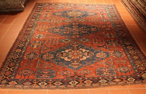 Armenian Carpets - Weaving a History of Islam and Christianity