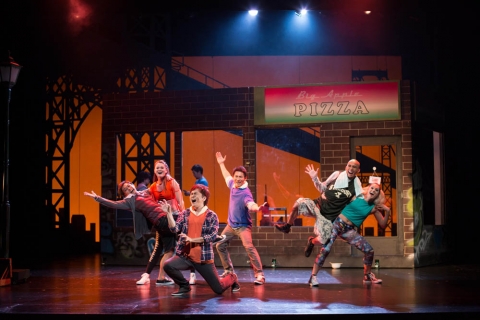 [剧评] 天冷就回来：什么是属于我们的音乐剧？