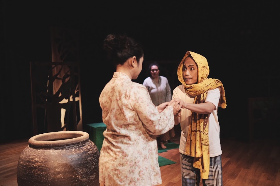 0 20161130 Cari Makan review 3