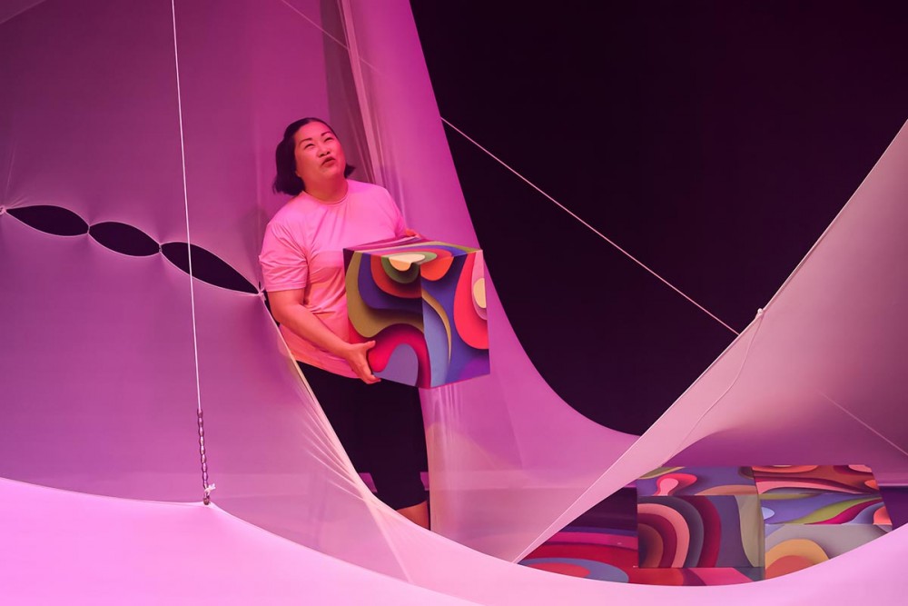 when cloud catches colours review 03