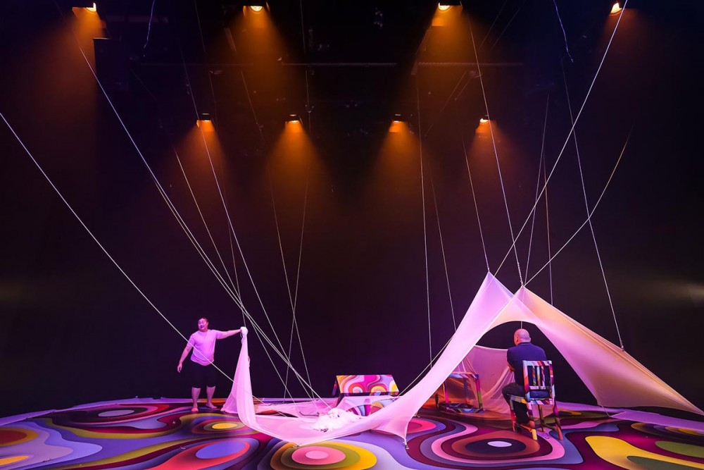 when cloud catches colours review 04