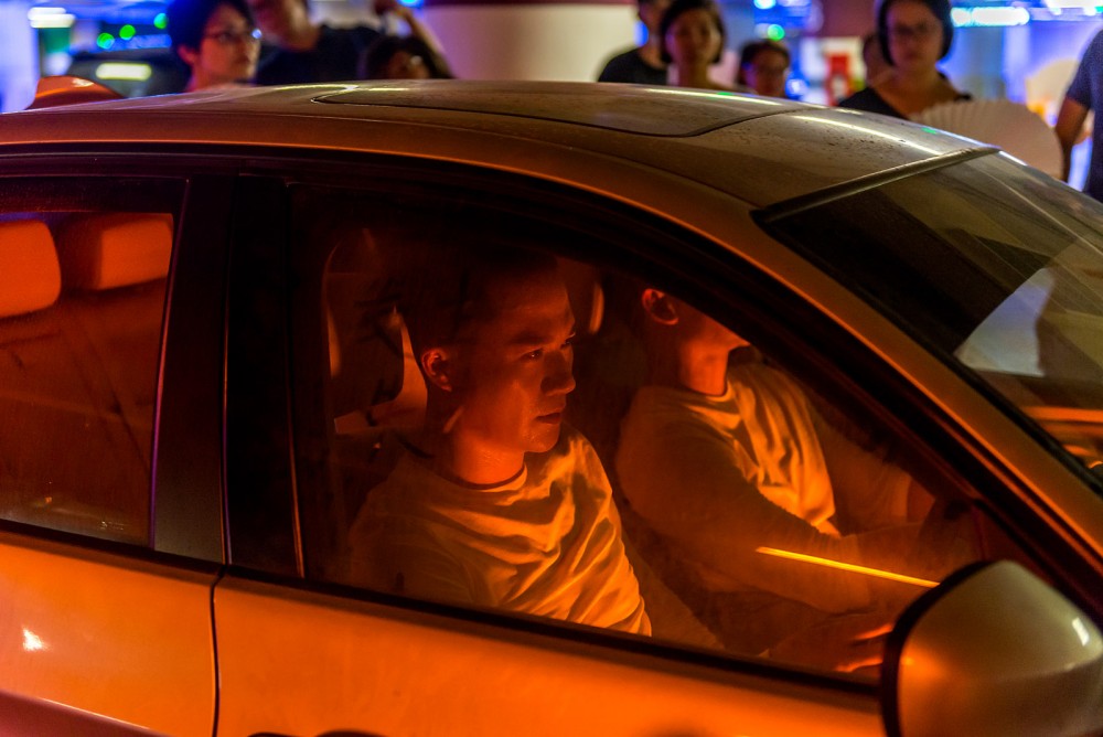 einstein in the carpark 06