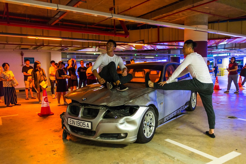 einstein in the carpark 07