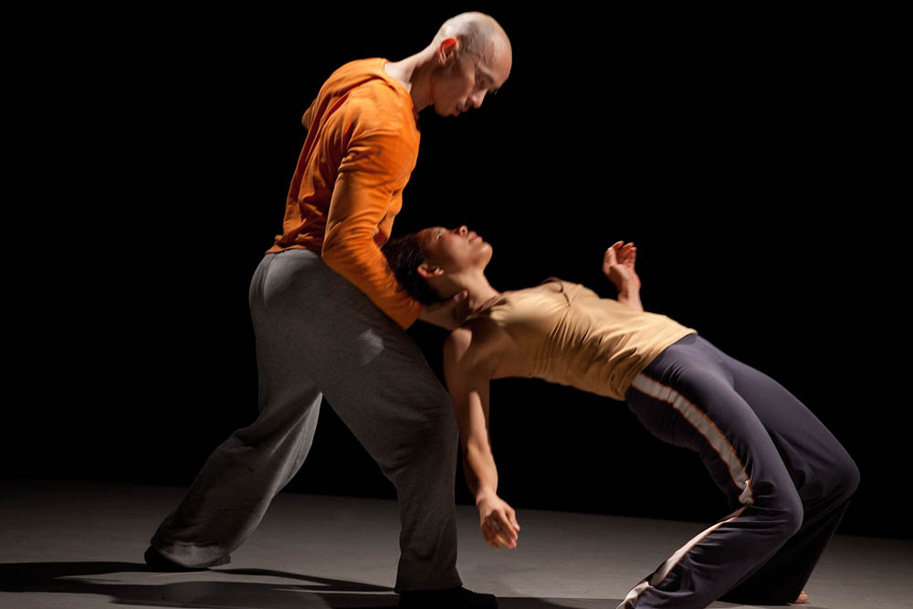 review the infinitesimal distance between two bodies 2