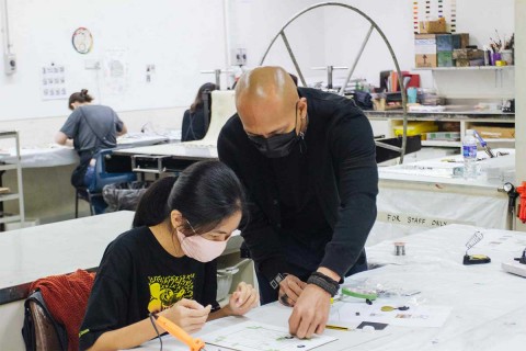 Circuitry Drawing with Zul Mahmod