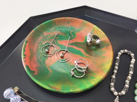 Acrylic Pour Dish Workshop @ Alter Ego