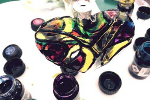 Christmas Glass Art Painting Workshop (Basic) with Danya Yu