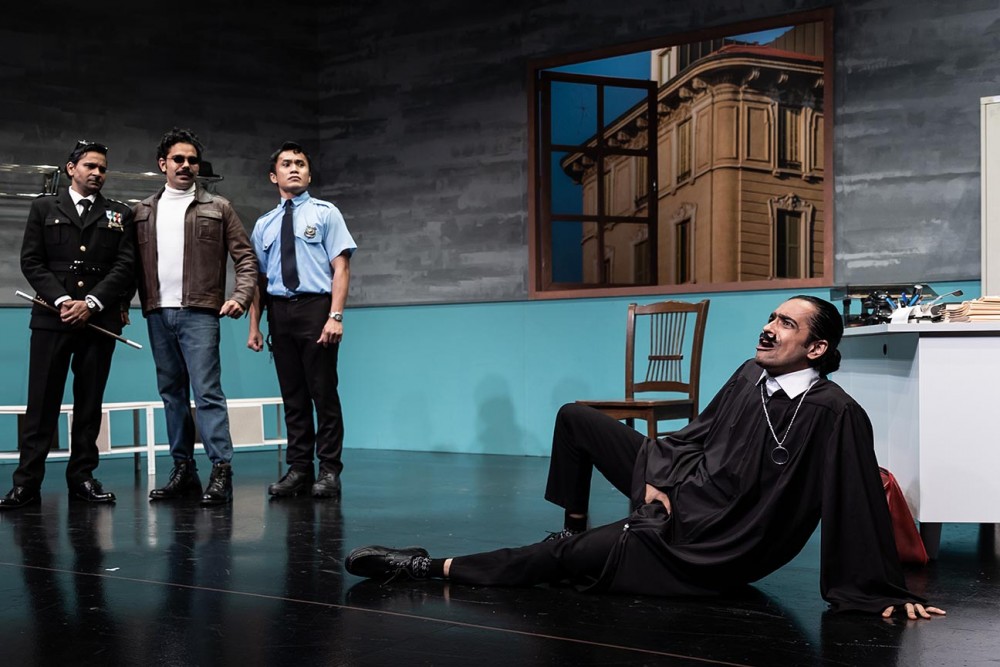 11 20220102 review accidental death of an anarchist 03